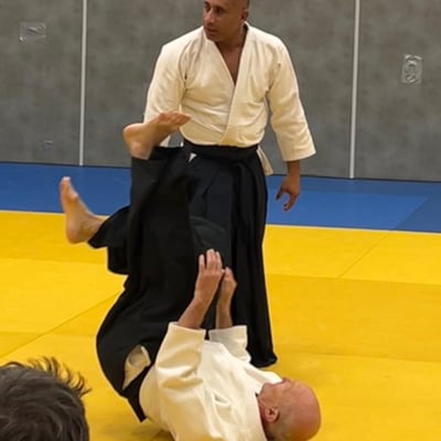 6